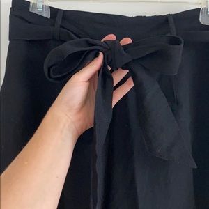 High waisted black pants